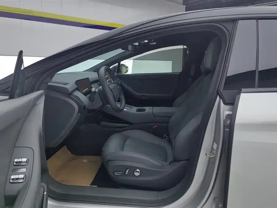 XPeng P7+ 2025 из CN, фото 4