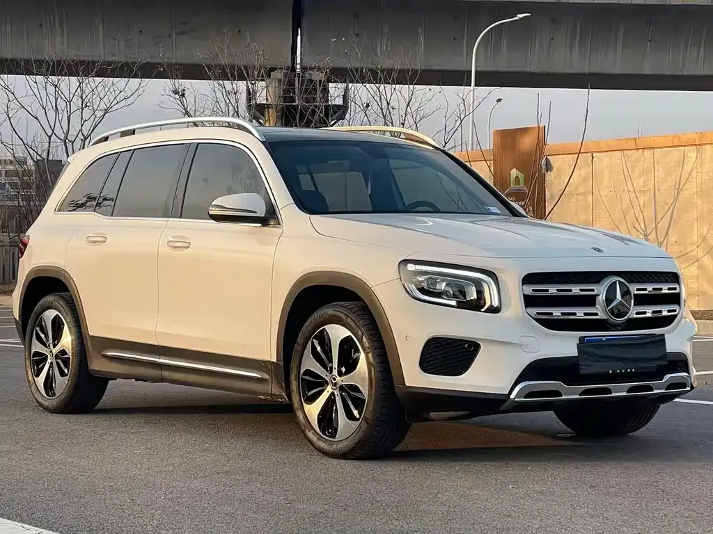 Mercedes-Benz GLB 2023 из CN, фото 2