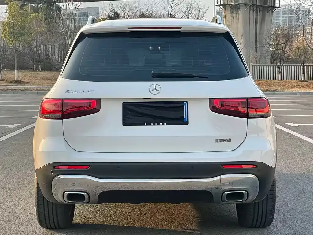 Mercedes-Benz GLB 2023 из CN, фото 4