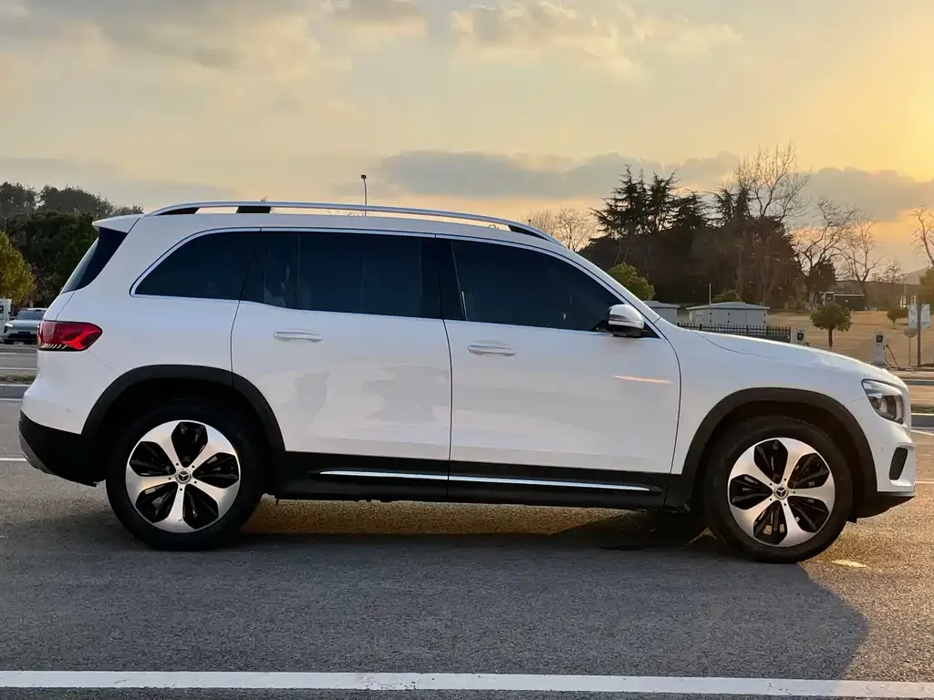 Mercedes-Benz GLB 2023 из CN, фото 7