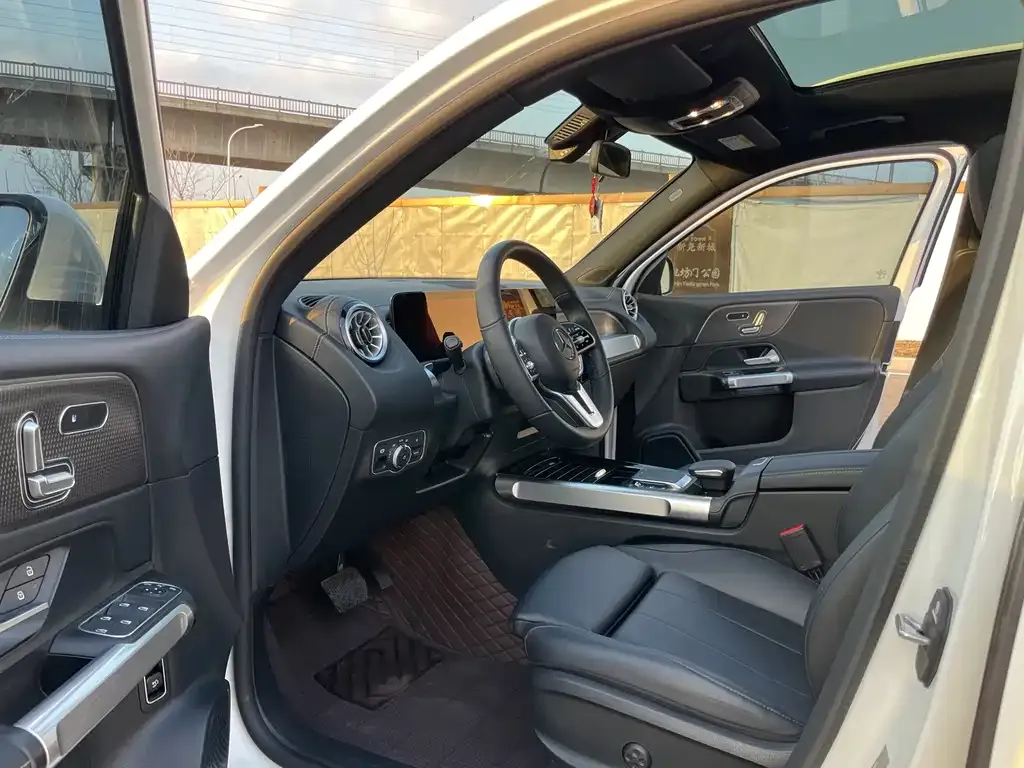 Mercedes-Benz GLB 2023 из CN, фото 9