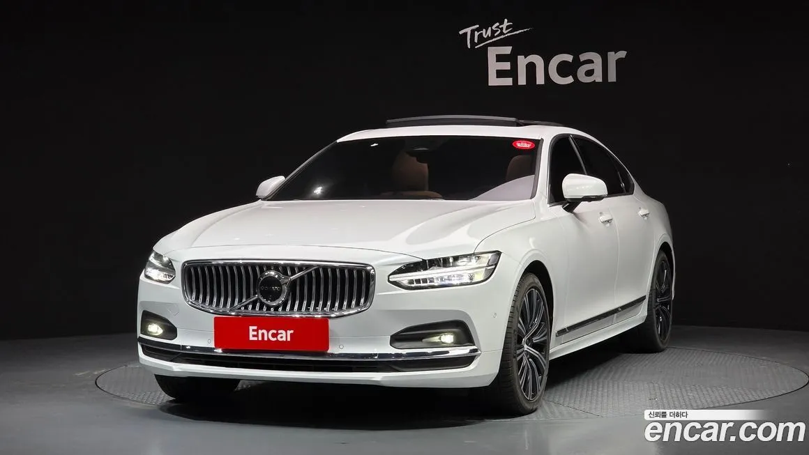 Volvo S90 2024 из KR, фото 1