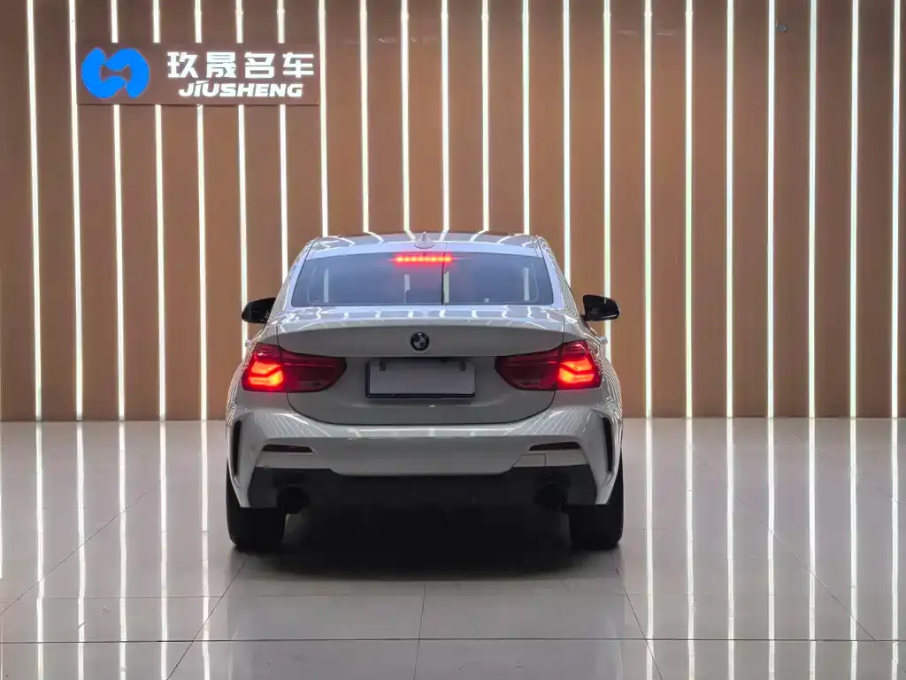 BMW 1 Series 2021 из CN, фото 7