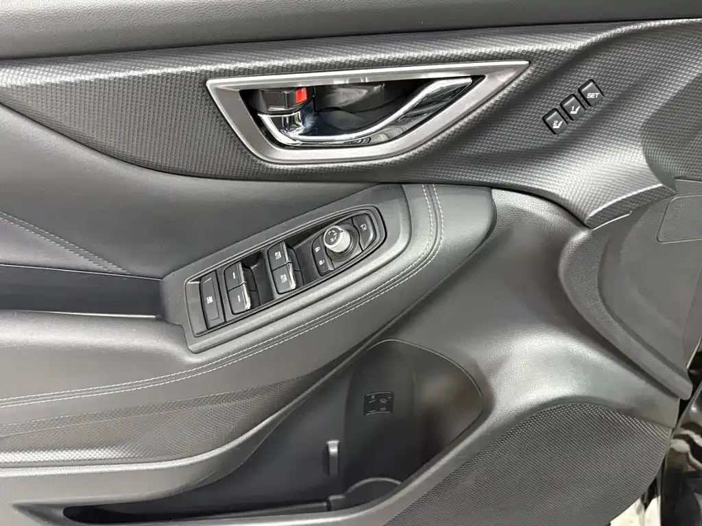 Subaru Forester 2021 из CN, фото 4