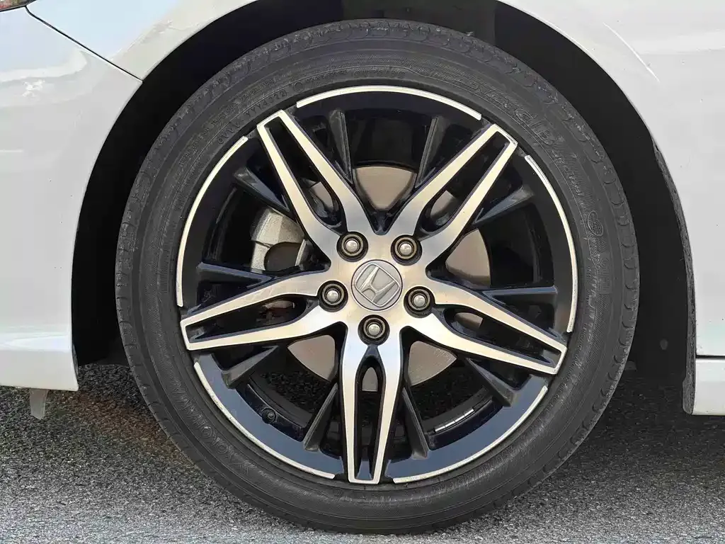 Honda Inspire — фото 10