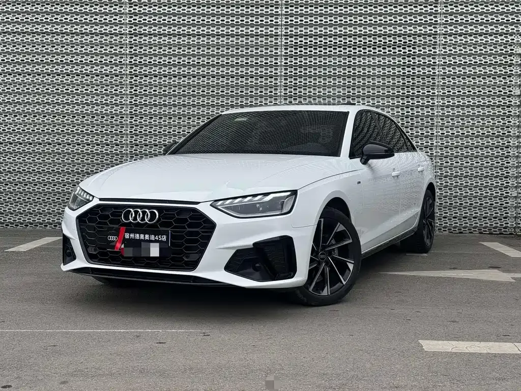 Audi A4L 2023 из CN, фото 1
