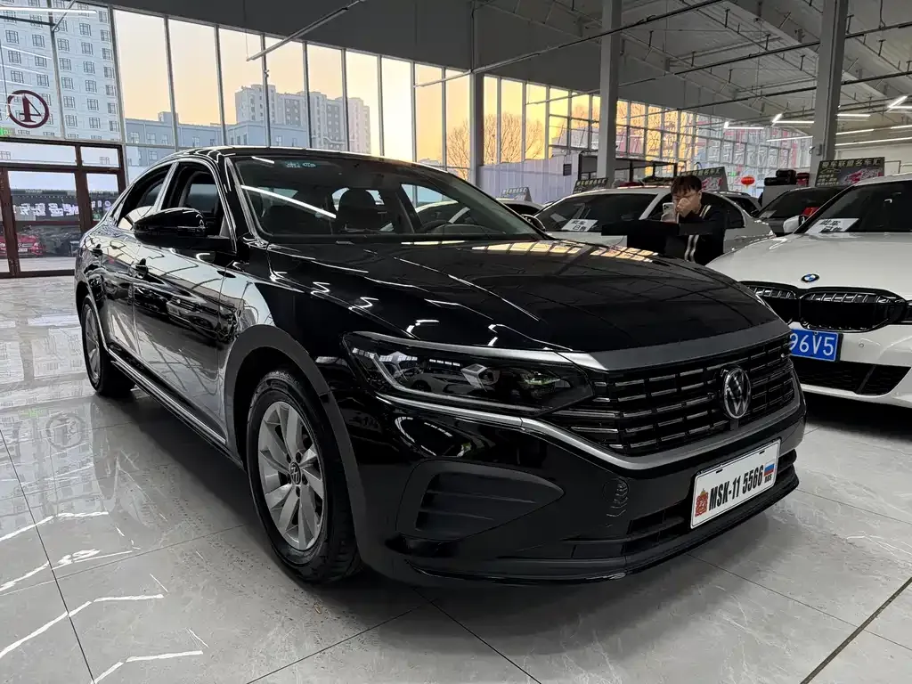 Volkswagen Passat 2023 из CN, фото 7