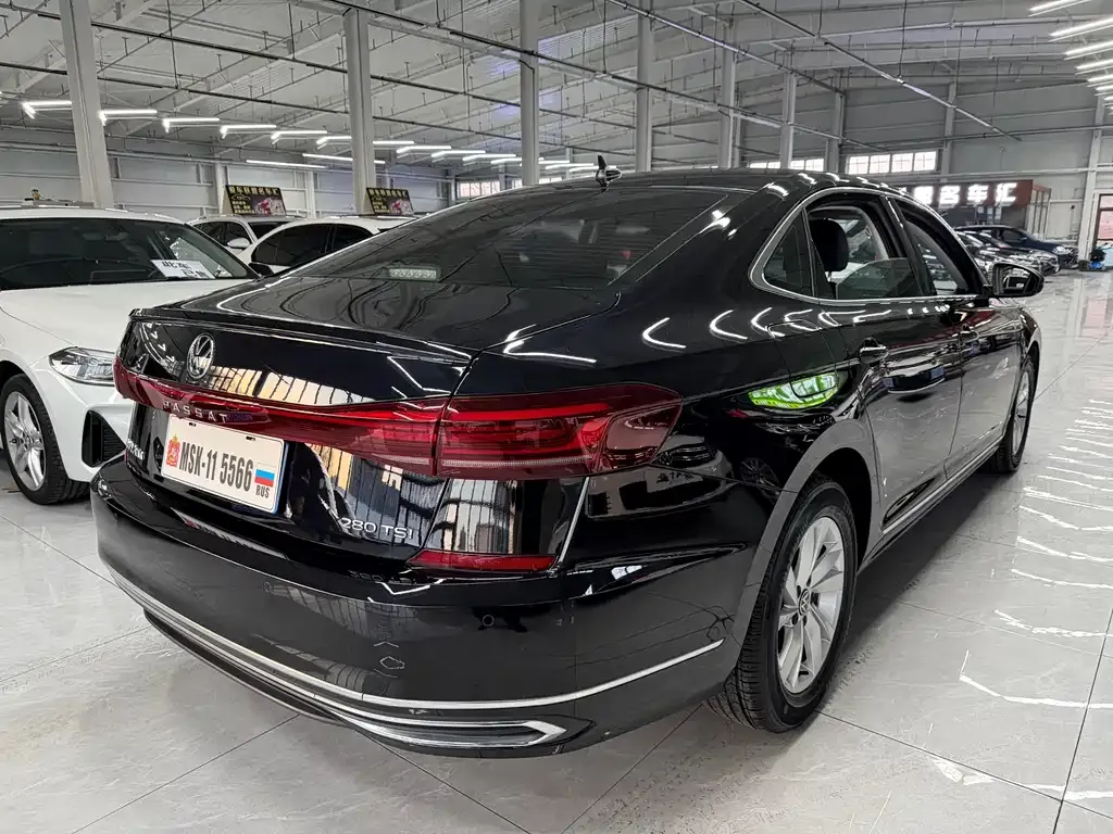 Volkswagen Passat 2023 из CN, фото 9