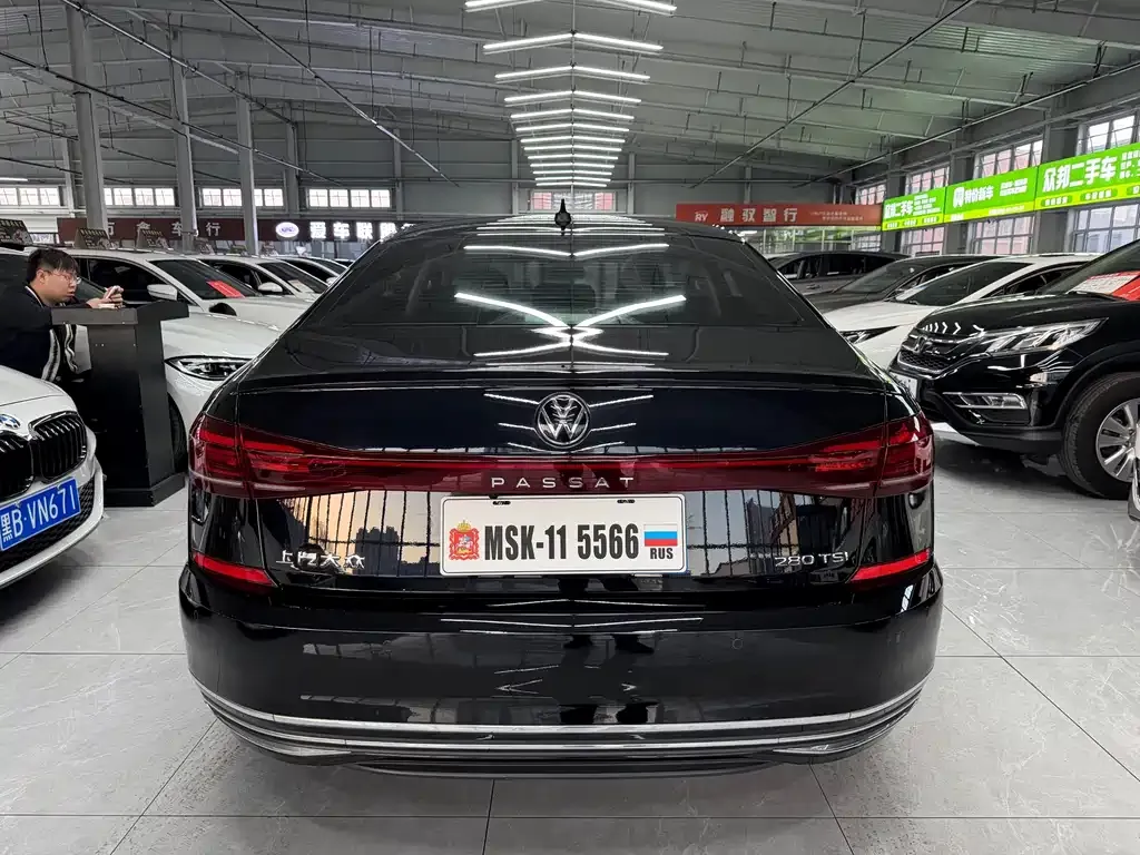Volkswagen Passat 2023 из CN, фото 10