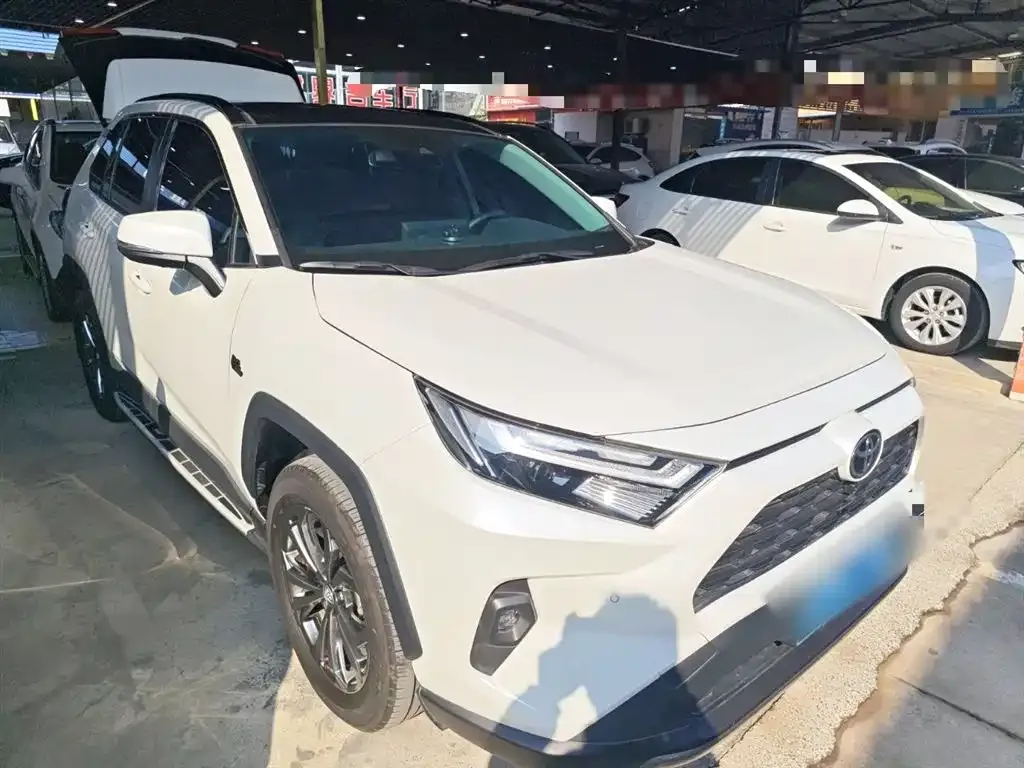Toyota RAV4 2024 из CN, фото 9