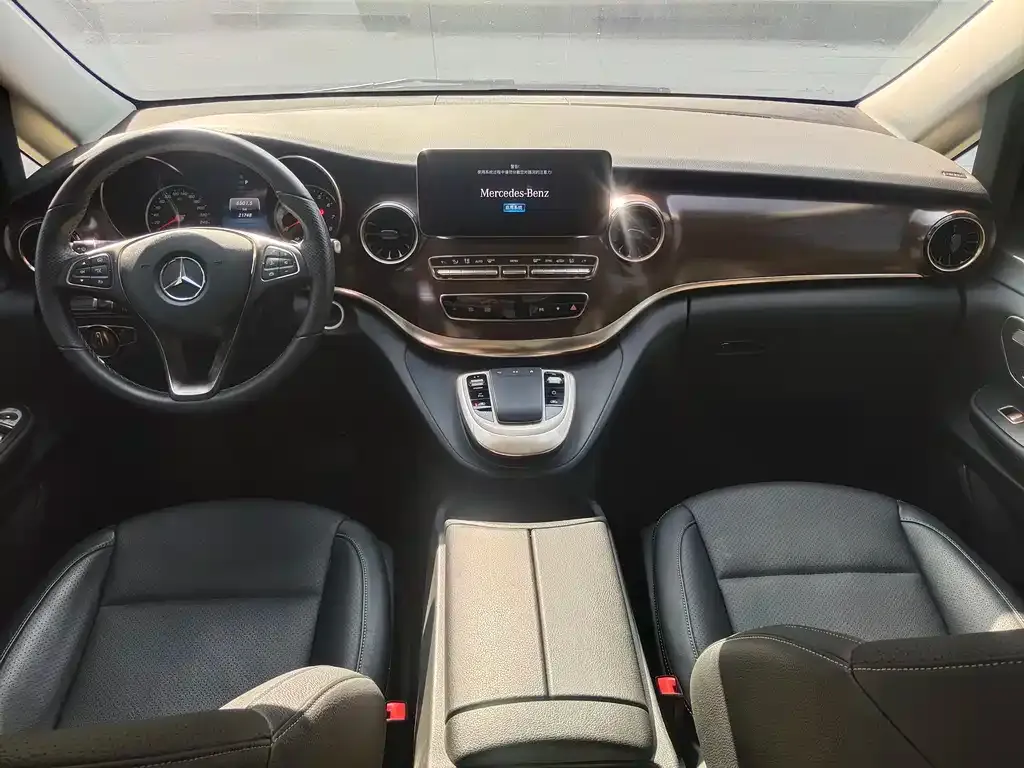 Mercedes-Benz V-Class 2022 из CN, фото 7