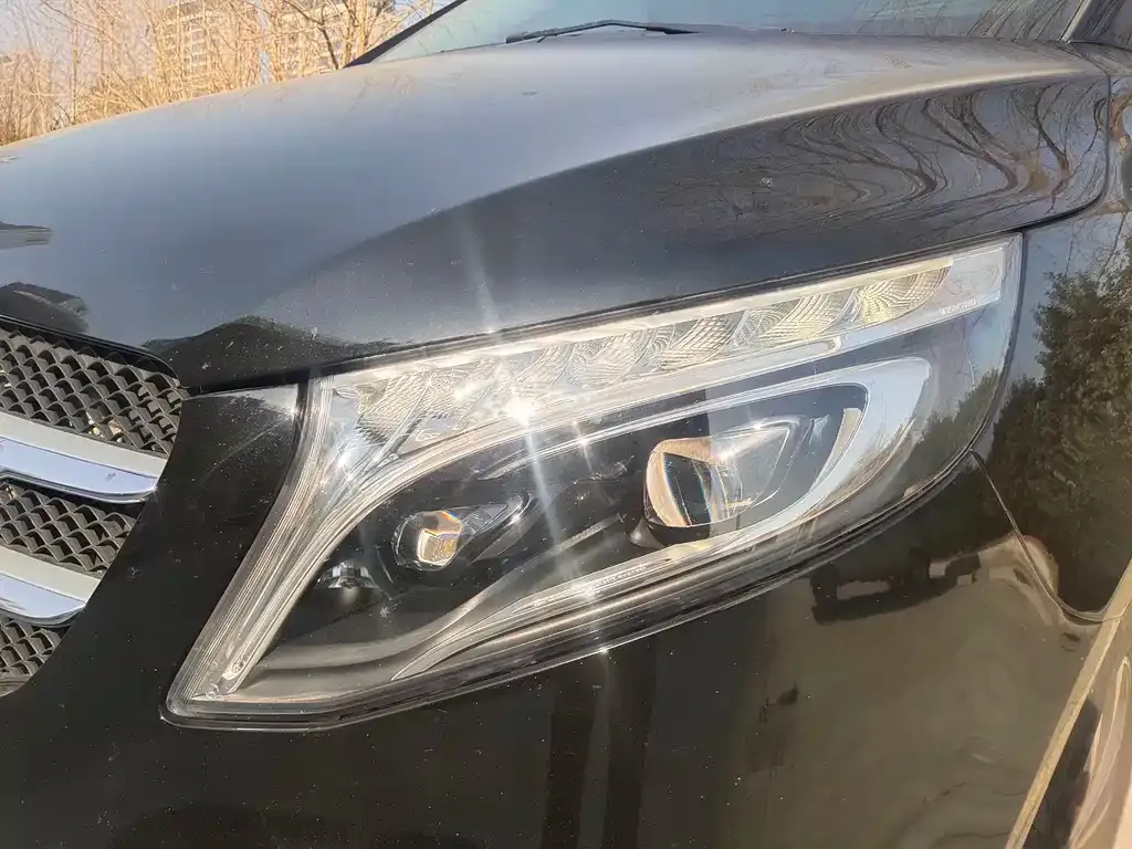Mercedes-Benz V-Class 2022 из CN, фото 6