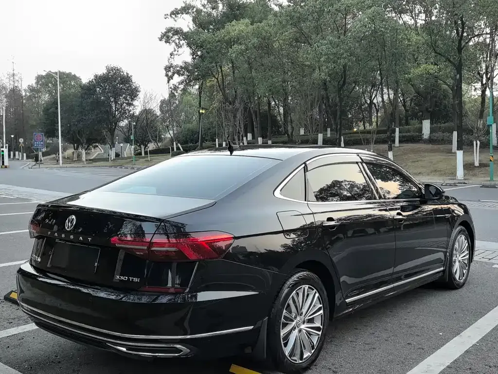 Volkswagen Passat 2021 из CN, фото 7