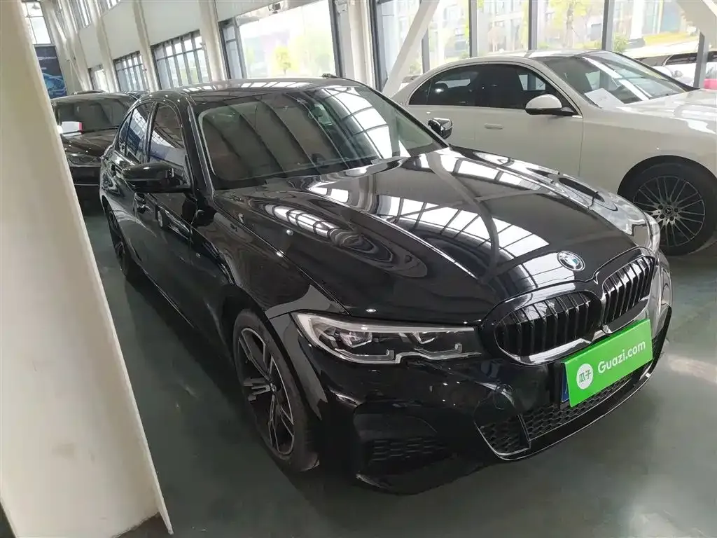 BMW 3 Series 2022 из CN, фото 7