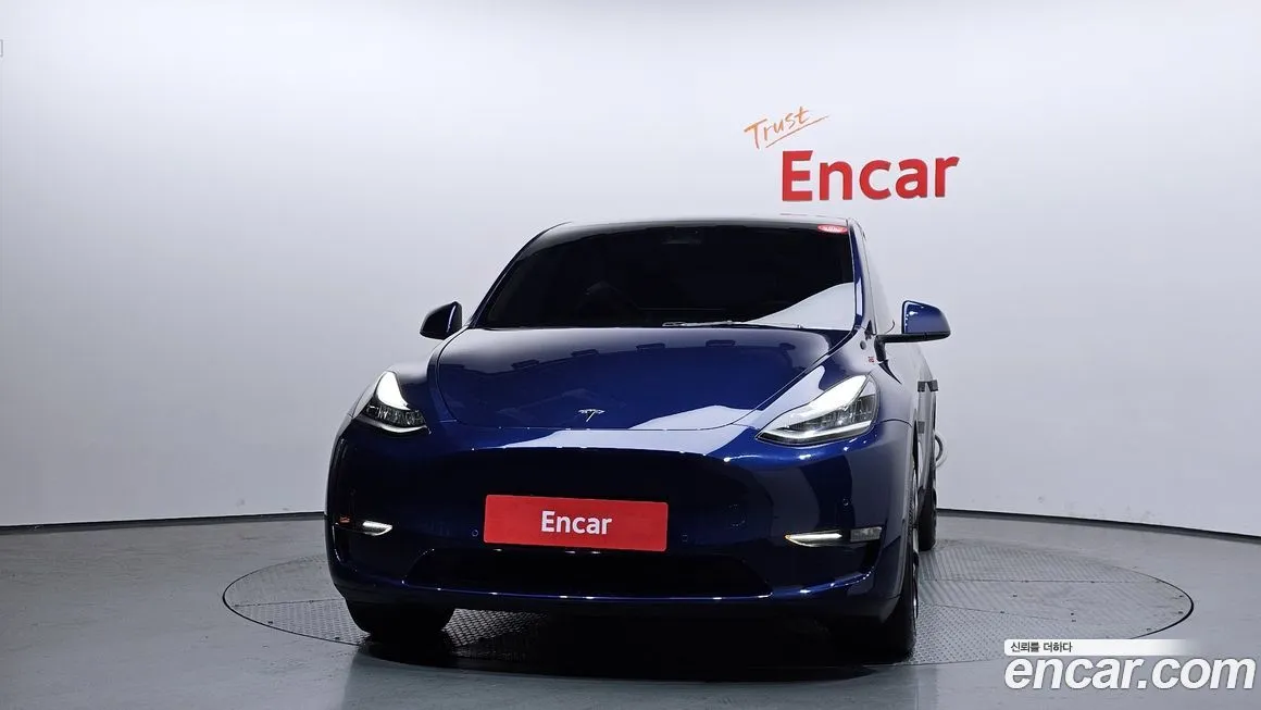 Tesla Model Y — фото 3