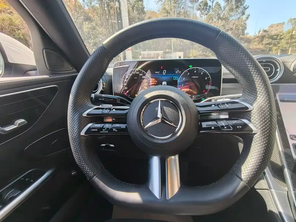 Mercedes-Benz C-Class 2023 из CN, фото 2