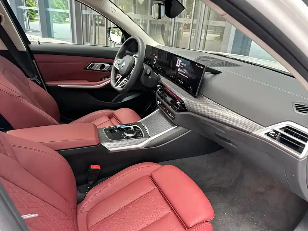 BMW i3 2024 из CN, фото 8