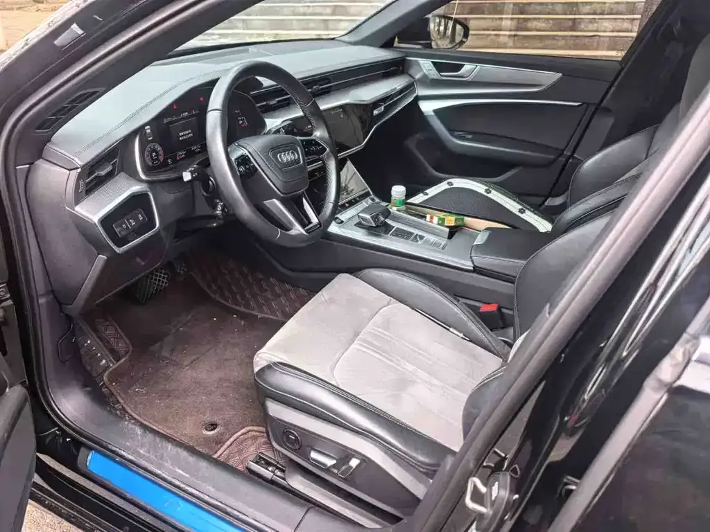 Audi A6L 2024 из CN, фото 4