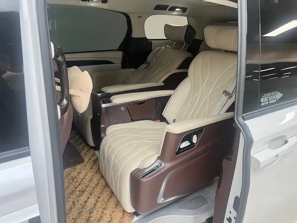Buick GL8 2022 из CN, фото 4