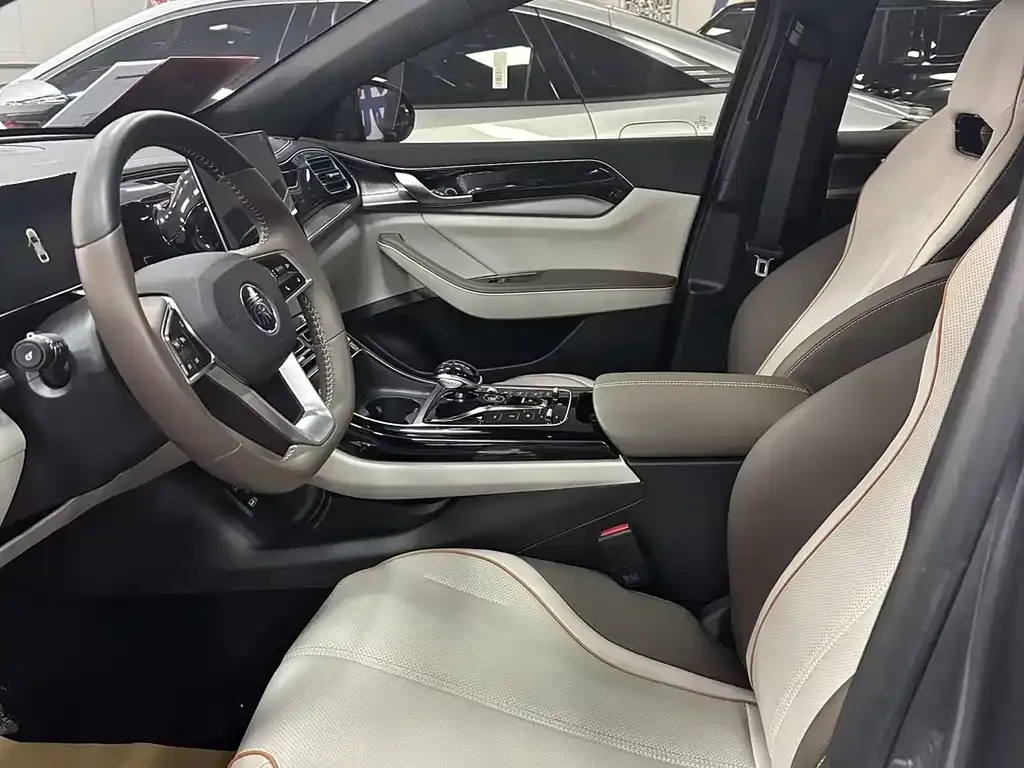 BYD Qin PLUS 2023 из CN, фото 5