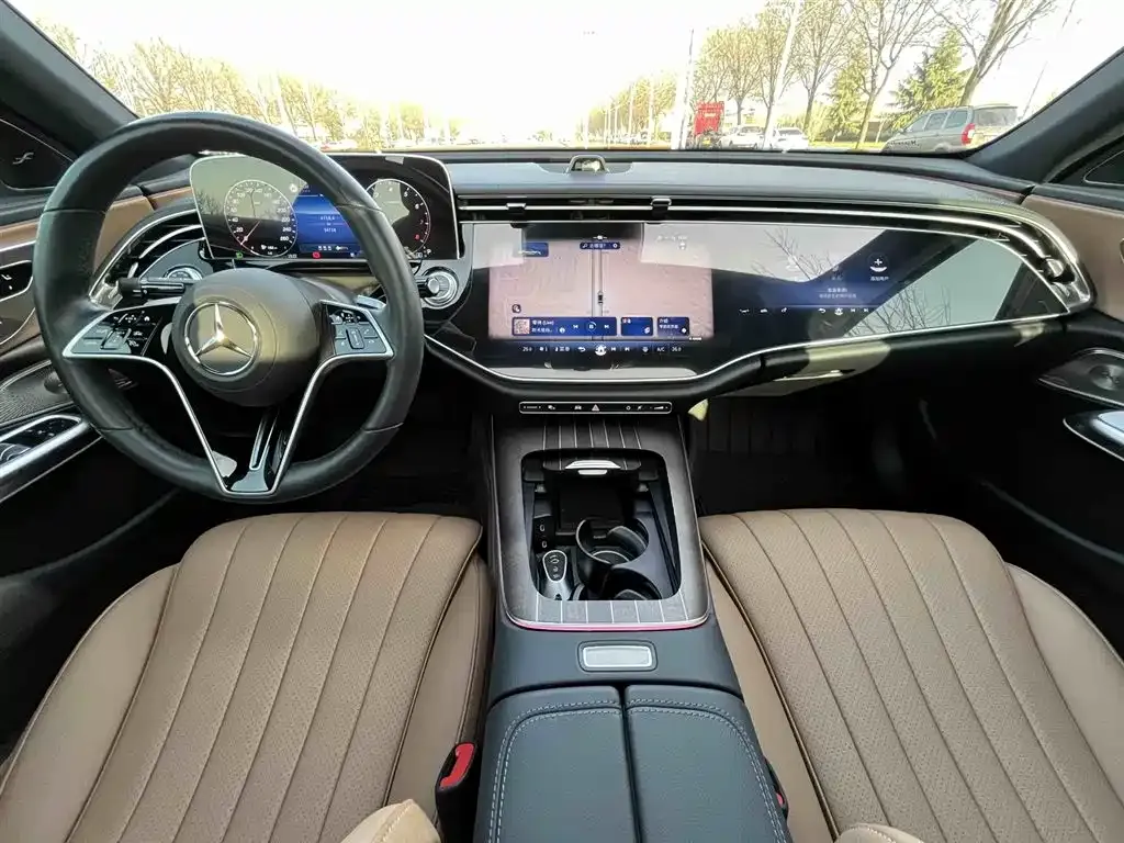 Mercedes-Benz E-Class 2024 из CN, фото 4