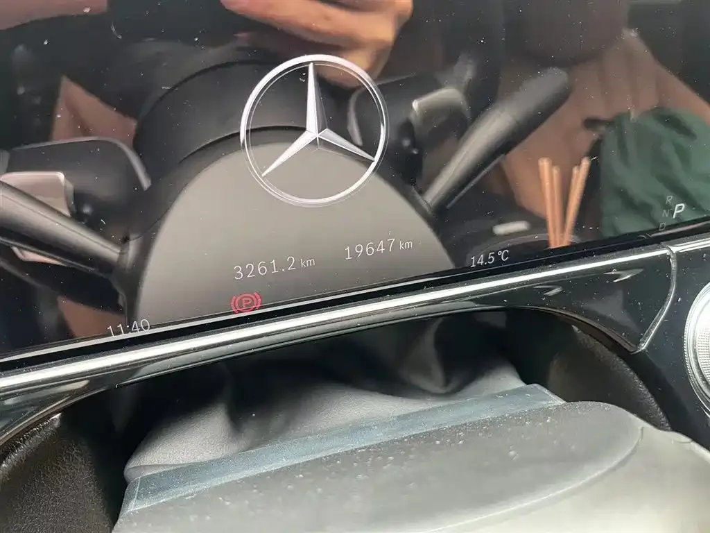 Mercedes-Benz E-Class 2024 из CN, фото 2