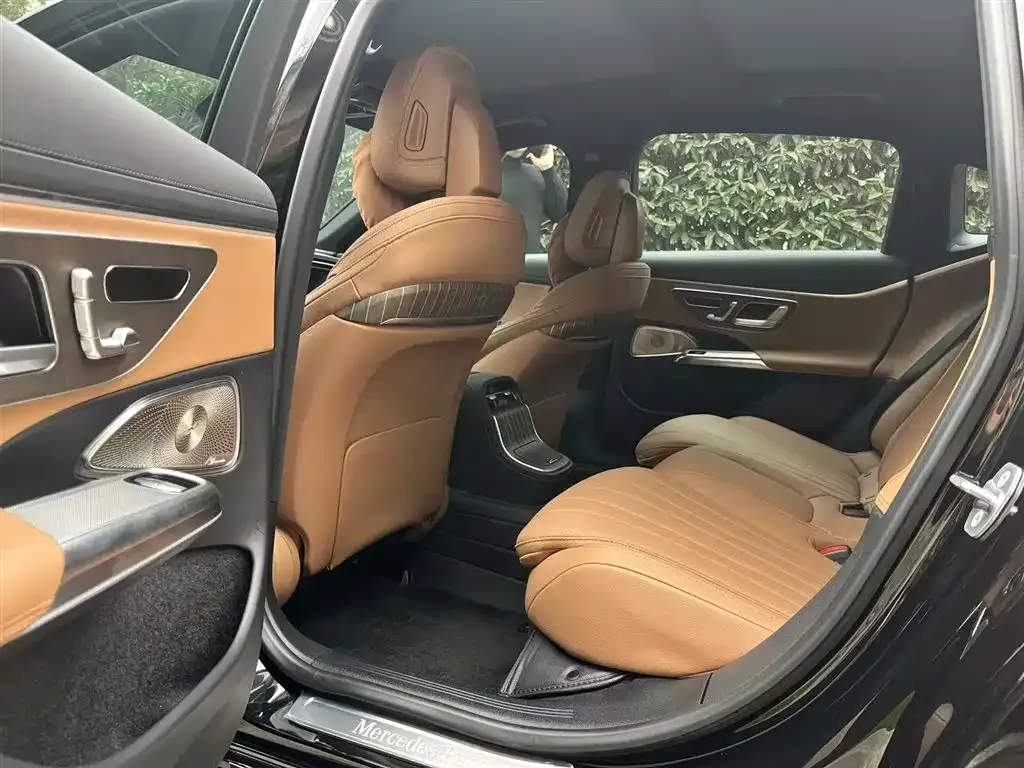 Mercedes-Benz E-Class 2024 из CN, фото 7
