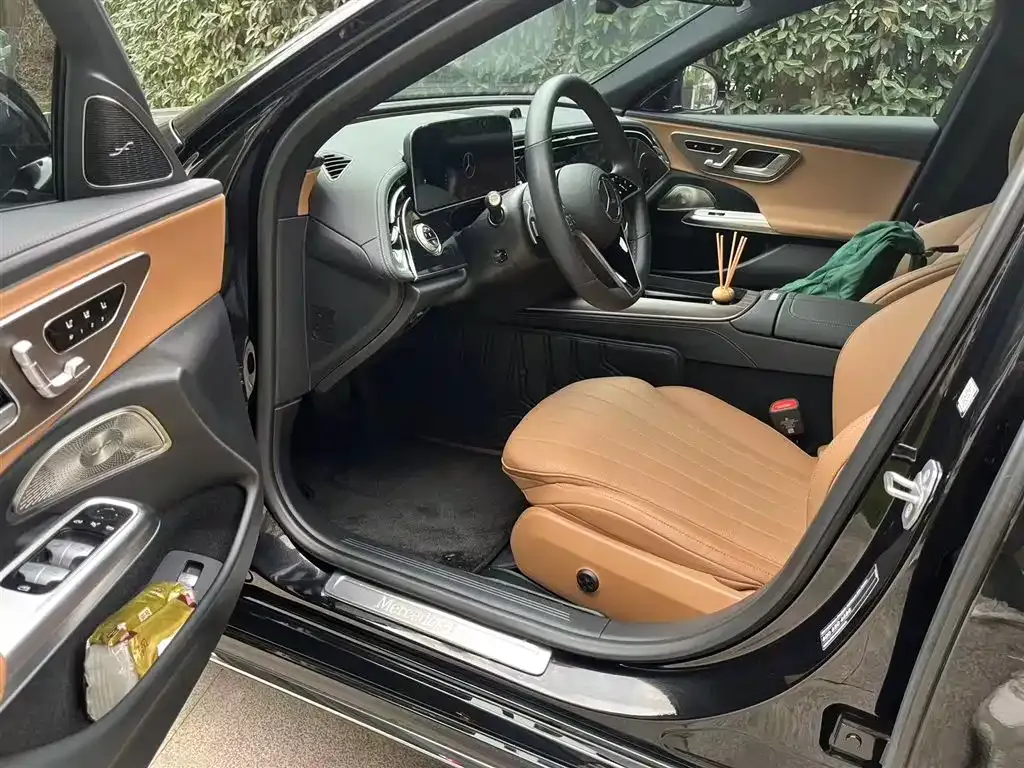 Mercedes-Benz E-Class 2024 из CN, фото 3