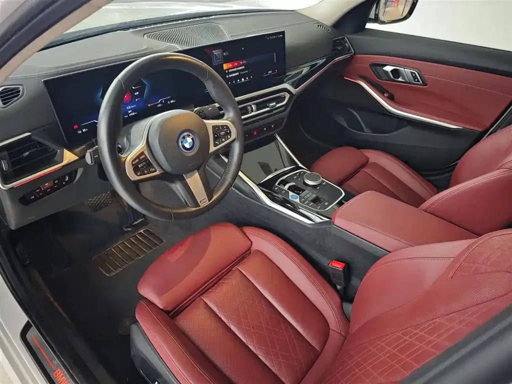 BMW i3 2024 из CN, фото 3