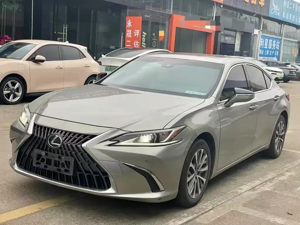 Lexus ES 2022 из CN, фото 1