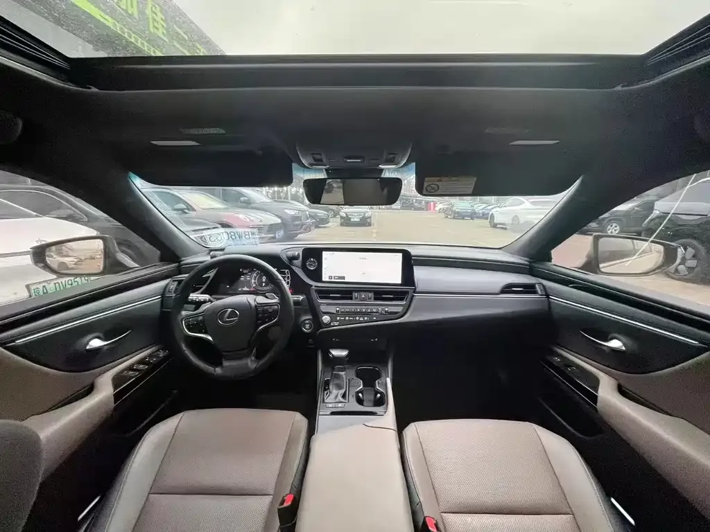 Lexus ES 2022 из CN, фото 2