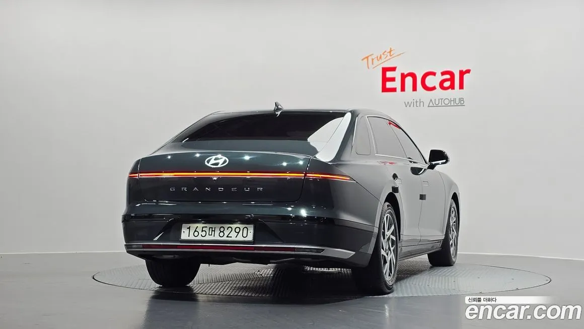 Hyundai Grandeur 2023 из KR, фото 2