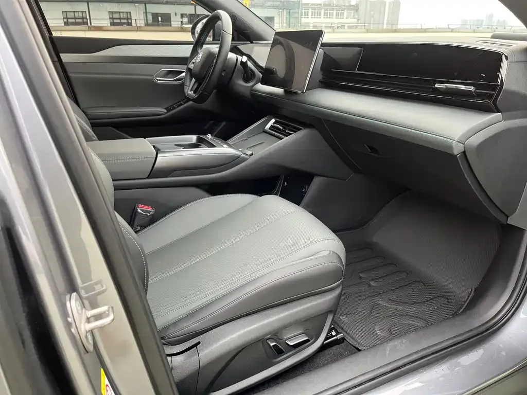 BYD Qin L 2025 из CN, фото 10