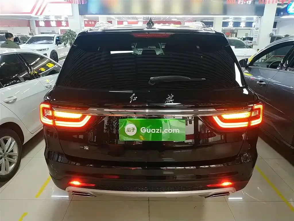 Hongqi HS7 2023 из CN, фото 3