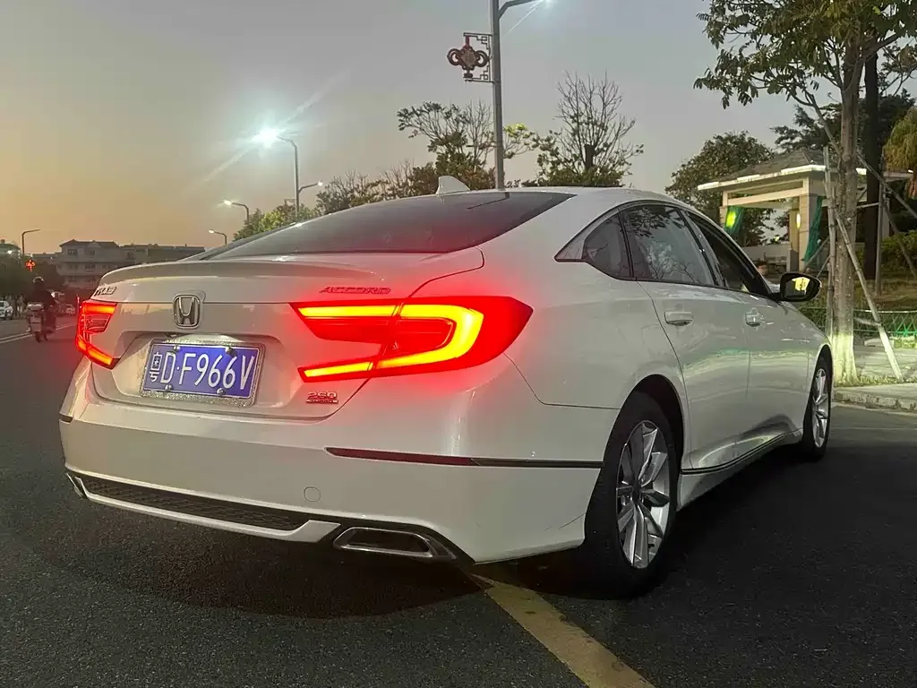 Honda Accord 2023 из CN, фото 4
