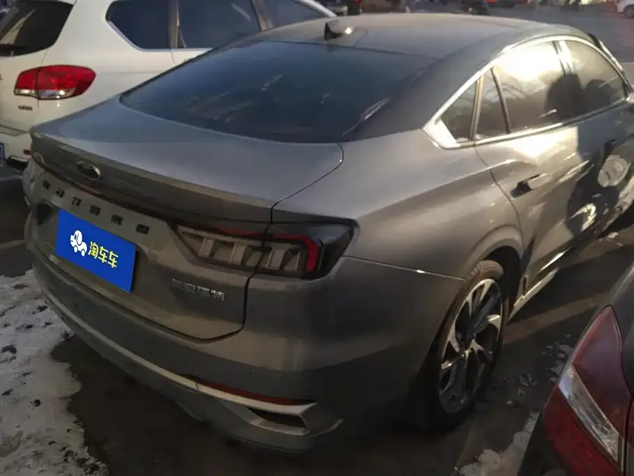Ford Mondeo 2023 из CN, фото 2