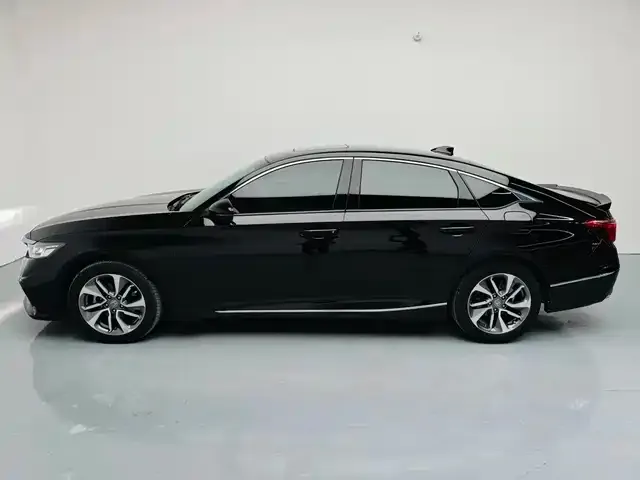 Honda Inspire 2021 из CN, фото 2