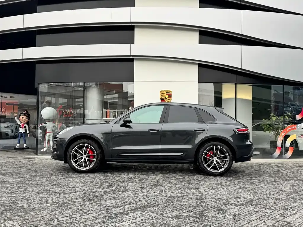 Porsche Macan — фото 9