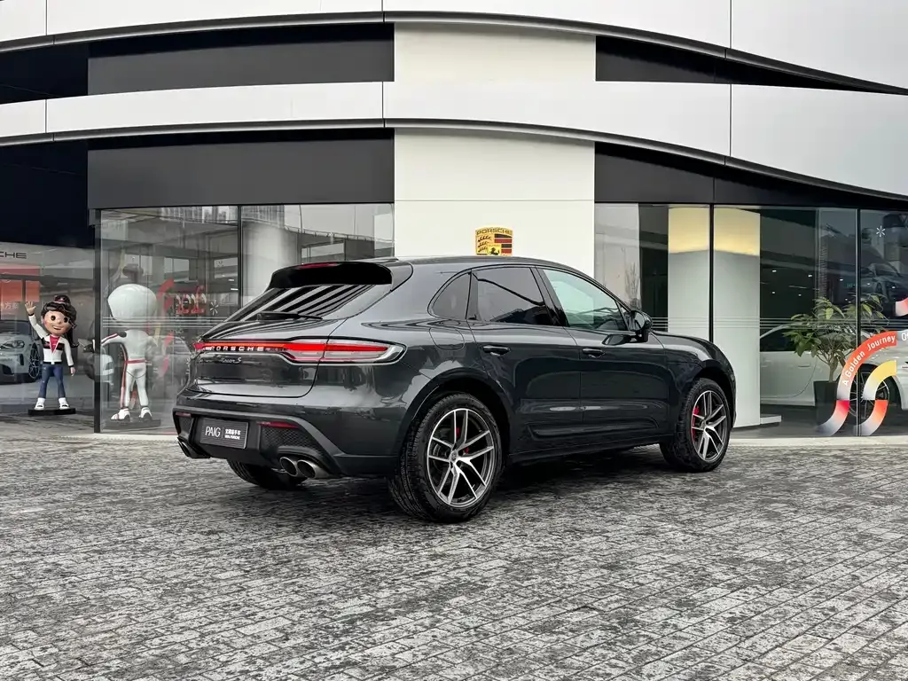 Porsche Macan — фото 5