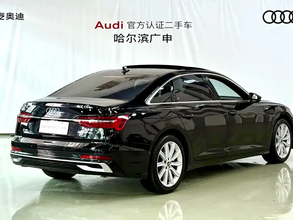 Audi A6L — фото 10