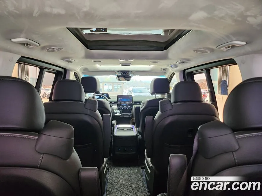 Hyundai Staria 2025 из KR, фото 9