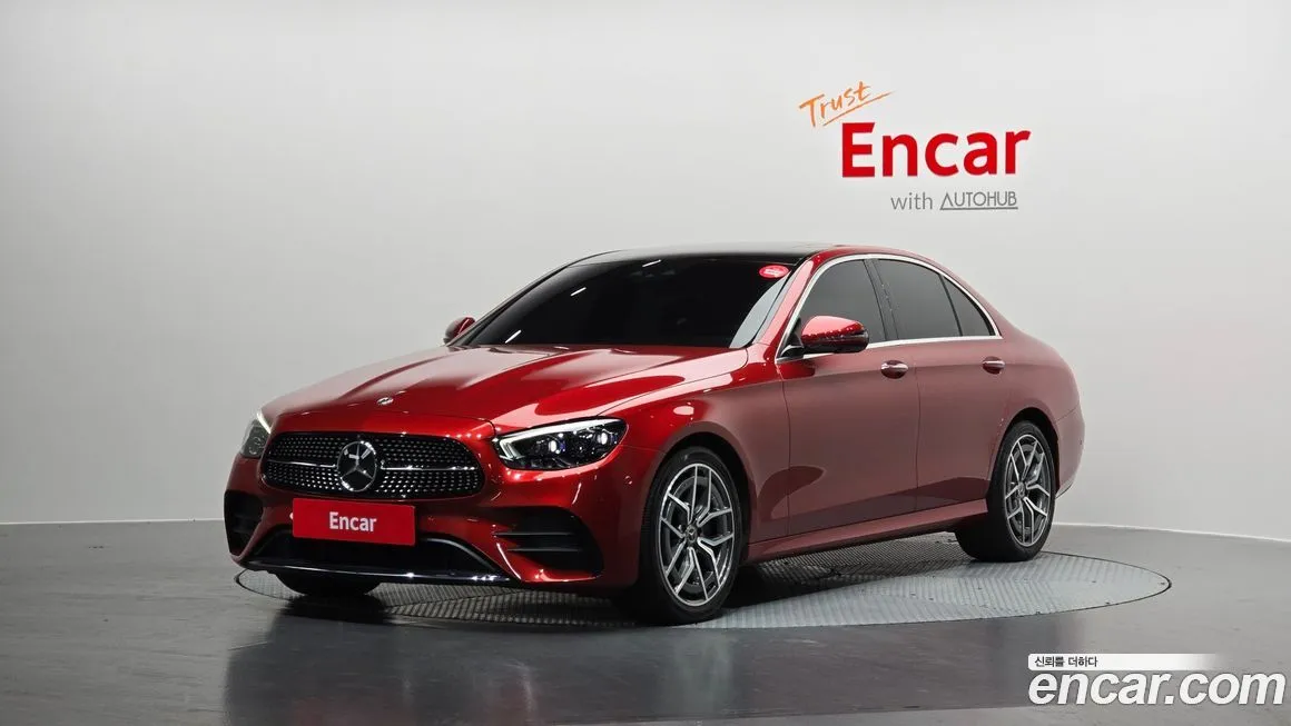 Mercedes-Benz E-Class — фото 1