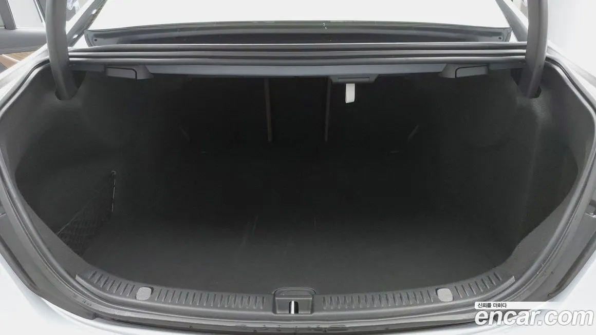 Mercedes-Benz E-Class 2022 из KR, фото 8