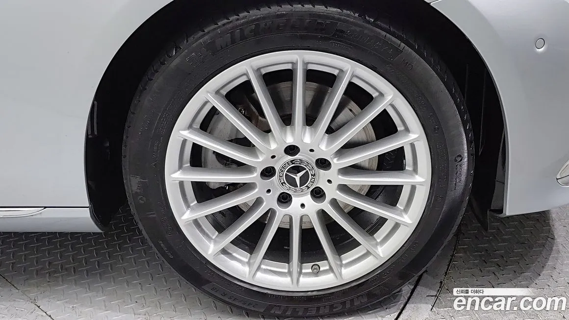 Mercedes-Benz E-Class 2022 из KR, фото 7