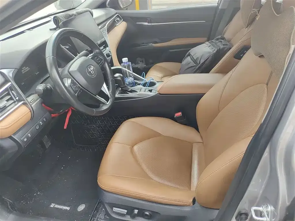 Toyota Camry 2021 из CN, фото 8