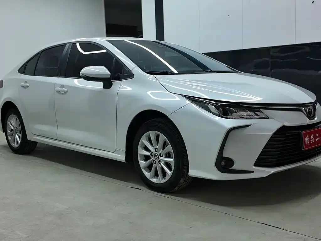 Toyota Corolla 2023 из CN, фото 2