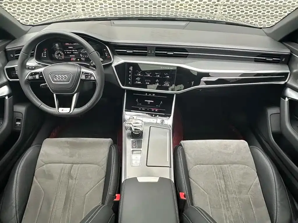 Audi A6L 2024 из CN, фото 6