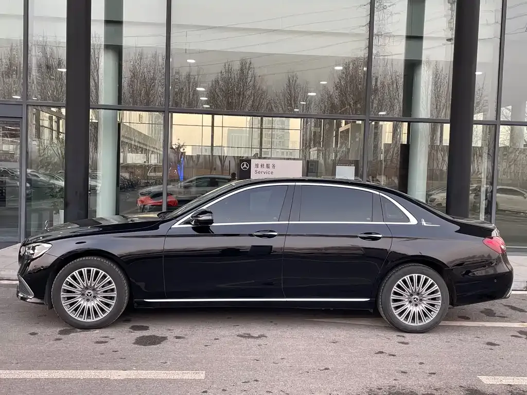 Mercedes-Benz E-Class 2023 из CN, фото 6
