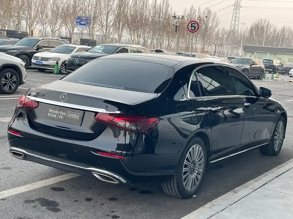 Mercedes-Benz E-Class 2023 из CN, фото 10