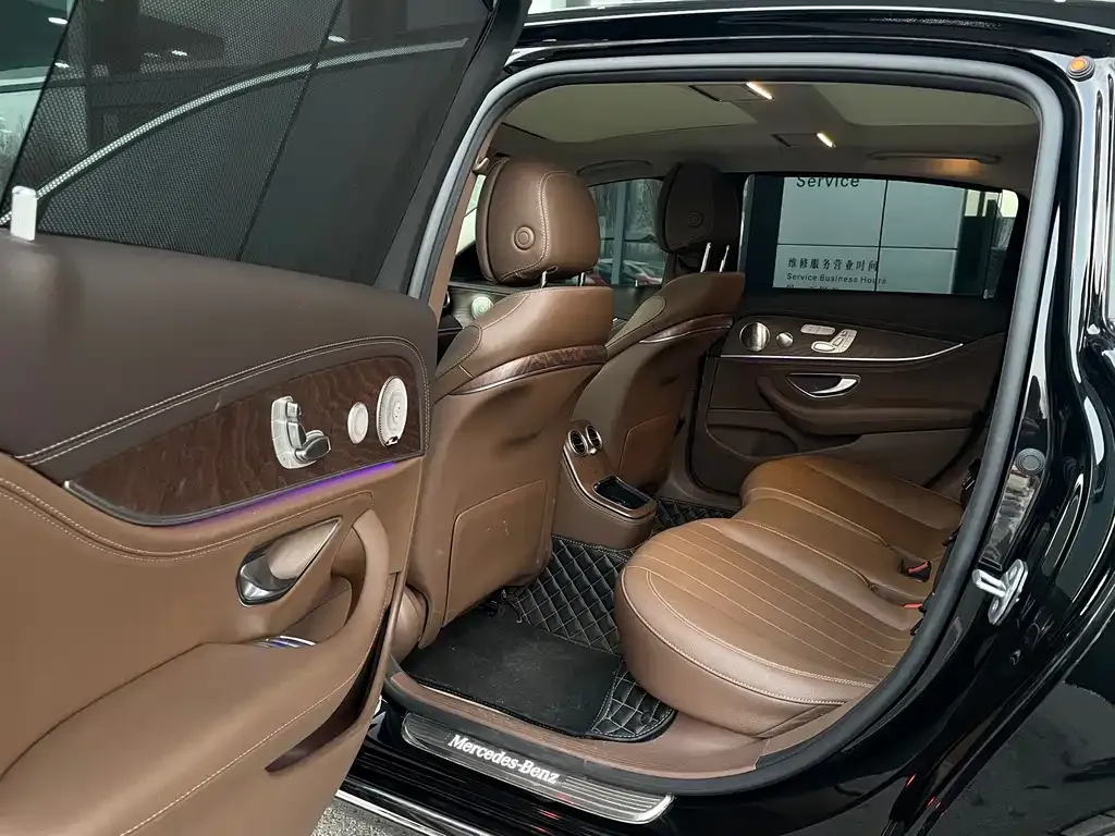 Mercedes-Benz E-Class 2023 из CN, фото 7